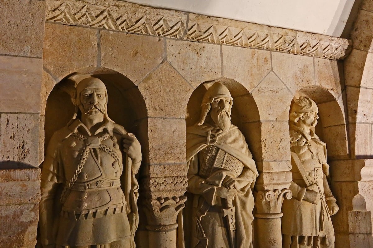 3_knights_Fisherman’s Bastion_Budapest